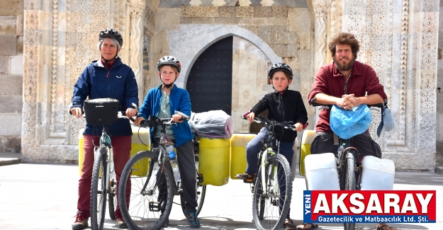 Bisikletli turistler Sultanhanı Kervansarayı’nda mola verdi