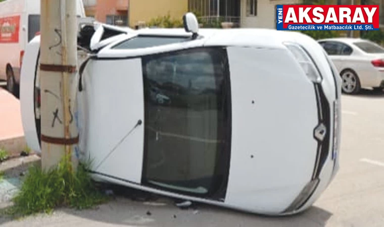 İki otomobil çarpıştı, 5 yaralı