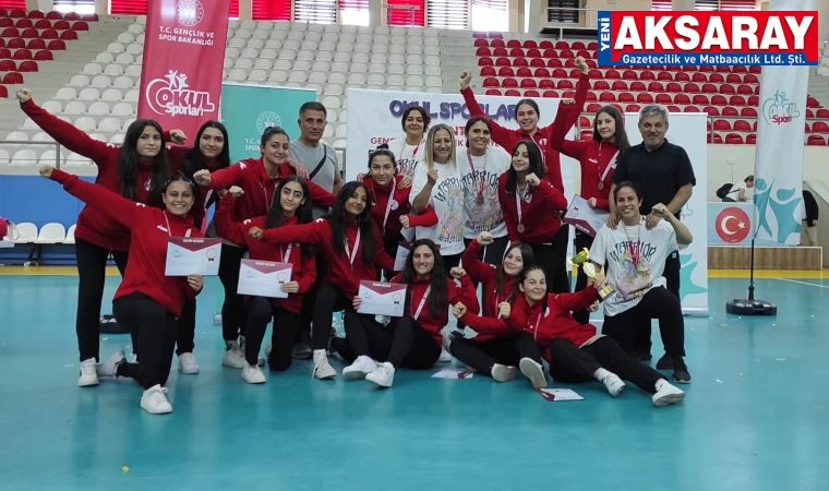 HENTBOLDE AKSARAY SPOR LİSESİ TÜRKİYE 3.SÜ