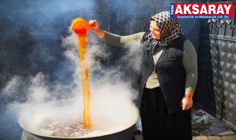 Kazanlar pekmez için kaynıyor