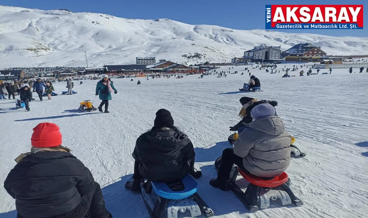 Yetimlerin karne hediyesi kayak merkezi