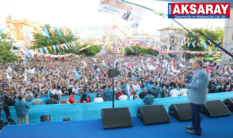 Belediye, kırmızı otobüslerle mitinge ücretsiz ulaşım sağlayacak