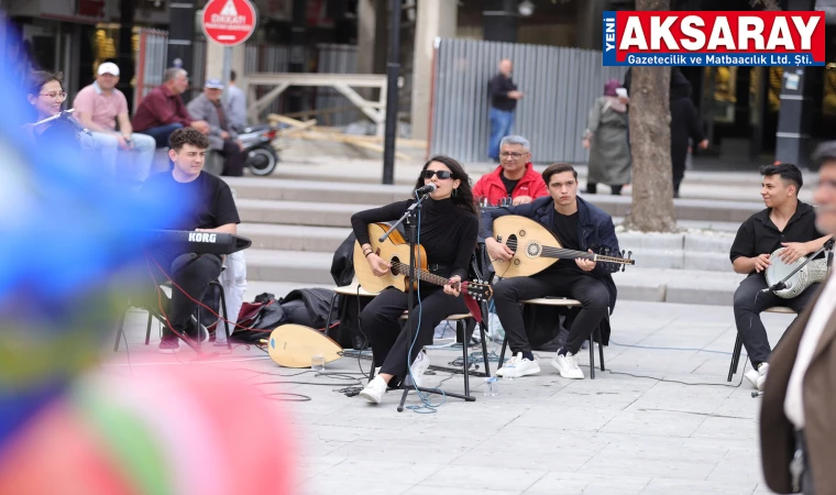 "SOSYAL MEDYADAN SOSYAL MEYDANA" ETKİNLİĞİ Gençler hayatın gerçekleri arasında olmalı