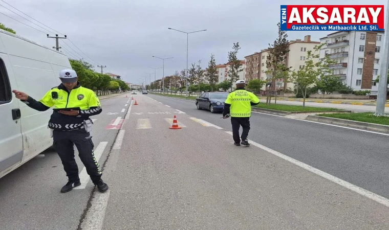 Araçlarda cam filmi sıkı kontrol ediliyor