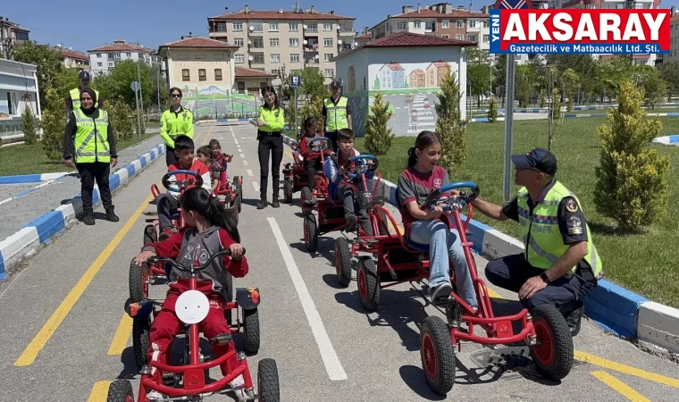 Uygulamalı trafik eğitimi verildi