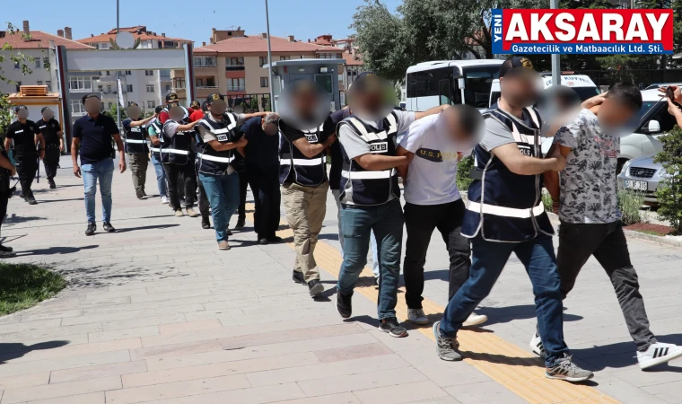 KOMŞUDA ŞAŞIRTAN CİNAYET Cinayetten 14 şüpheli göz altına alındı