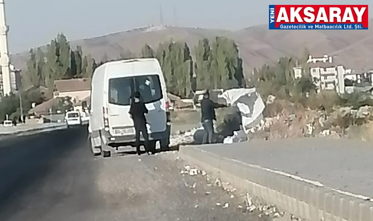 Üniversite yolu bile demiyorlar, molozları döküp gidiyorlar