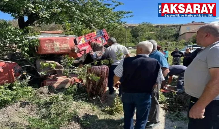 Traktör devrildi, 3 yaralı