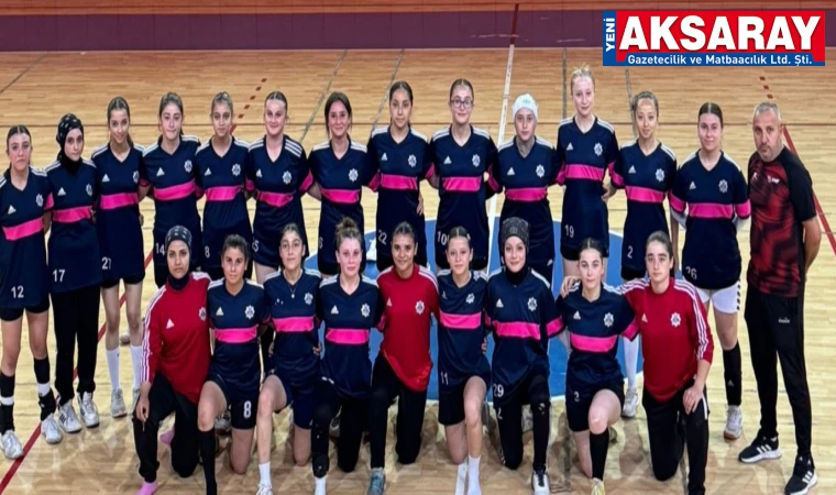 Belediyespor hentbolde zirvede kalmak istiyor