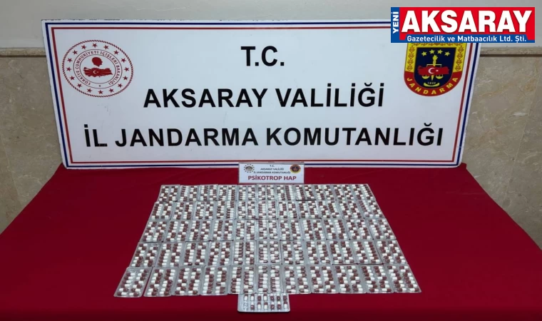 781 adet uyuş­tu­ru­cu hap ya­ka­lan­dı