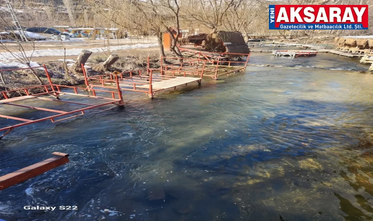 Be­li­sır­ma’da balık lo­kan­ta­la­rı­na yıkım bil­di­ri­mi ya­pıl­dı