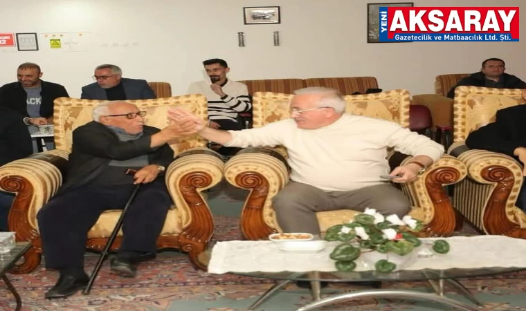 Huzurevi sakinleri ile sevgi, muhabbet ve futbol keyfi yaşandı