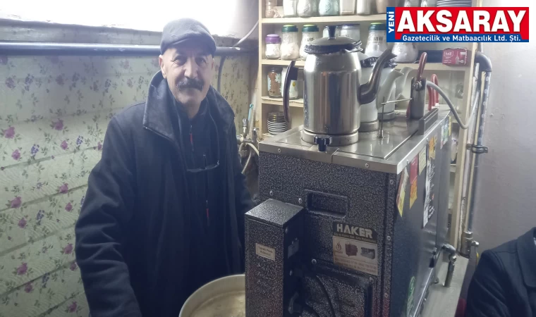 Tamer hoca çay­cı­lı­ğa so­yun­du