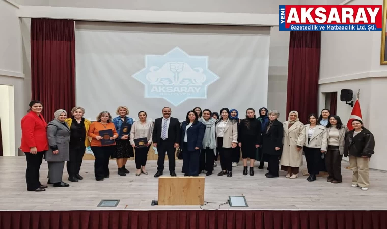 Bilim Merkezinde kadın sohbetleri