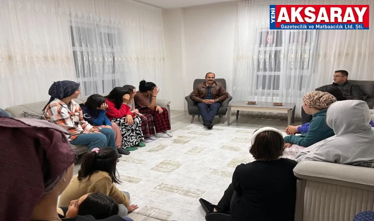 Sevgi her en­ge­li aşar