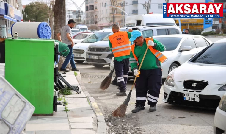Yeni haftaya mahalle temizliği ile başladılar