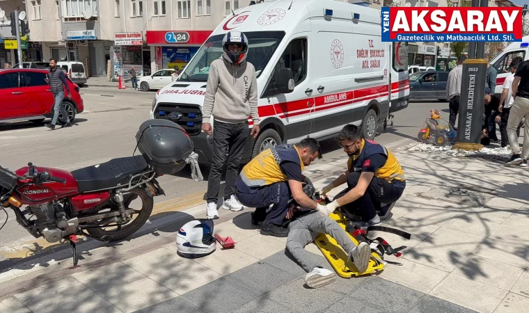 Motosikletler çarpıştı: 2 YARALI