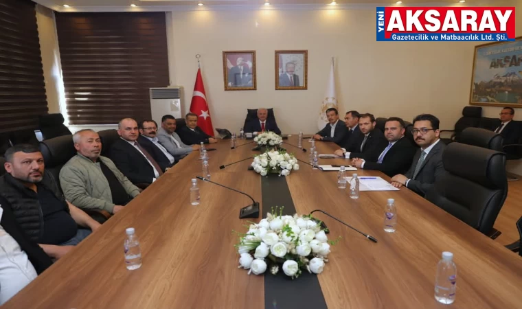 TOKİ yetkilisi ile işyerlerini konuştular