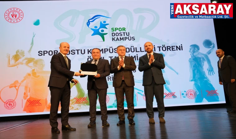 ​​​​​​​“Spor Dostu Kampüs” ödülü verildi