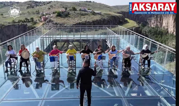 Ihlara Cam Teras’ta türküler yankılandı