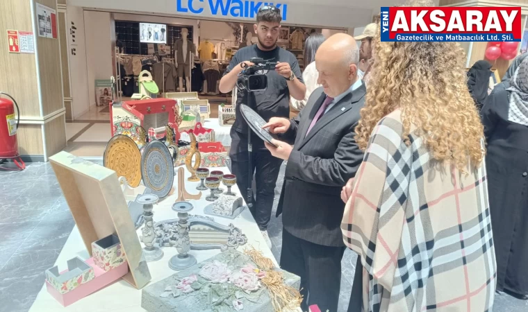 Sanatsal sergi açıldı