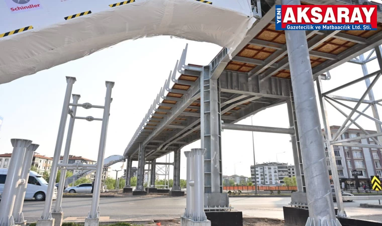 Tacin Üst Geçidinde montaj tamamlandı
