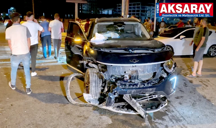 İki araç çarpıştı: 7 YARALI