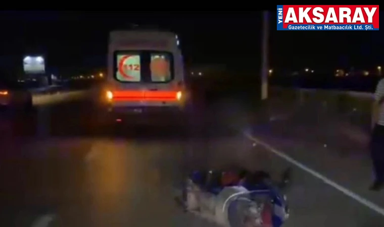 Otomobil motosiklete çarptı, 1’i ağır 2 yaralı