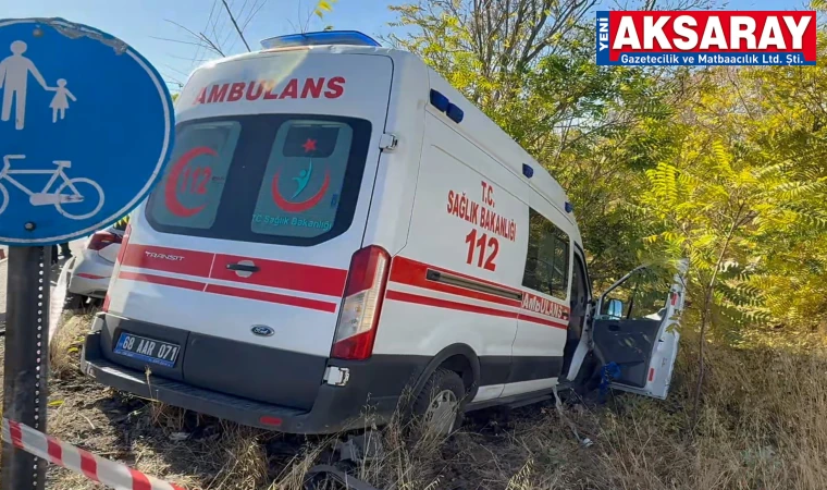 Kazazedeleri taşıyan ambulans da kazaya karıştı