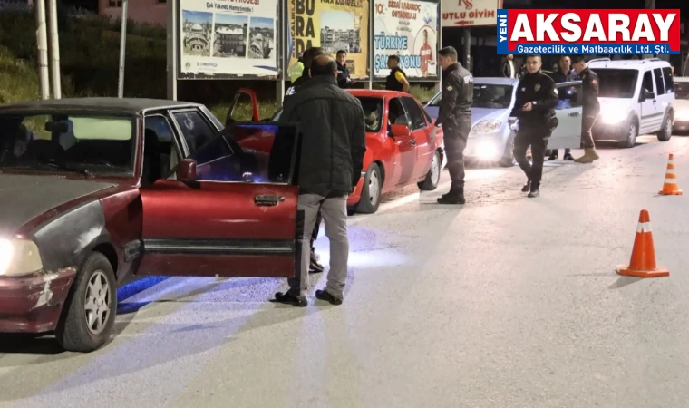 Araçlar ve şüpheli şahıslar didik didik arandı