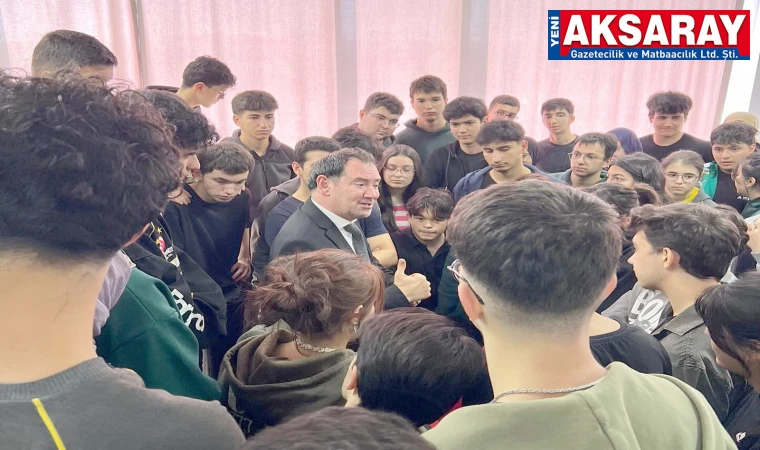TÜRKİYE’NİN İLK UZAY MÜHENDİSİ TURGAY KARAKAŞ Aksaray Fen Lisesi’nde ilham verdi