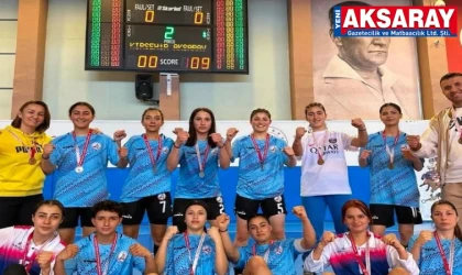 FUTSAL’DA ÇEYREK FİNALDELER