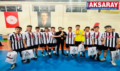 Eskil'de salon fut­bo­lu tur­nu­va­sı sona erdi