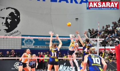 Sultanlar evinde lidere mağlup oldu