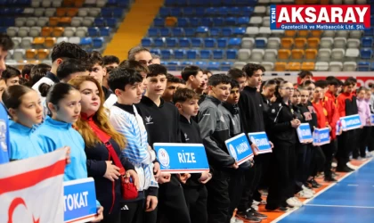 Okul Sporları Yıldızlar Türkiye Şampiyonası Aksaray'da başladı