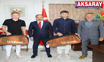 KARAKAYA KARDEŞLER TENİS TURNUVASINDA BİRİNCİ OLDULAR