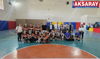 Kaymakam Göksun, öğrencileri ödüllendirdi