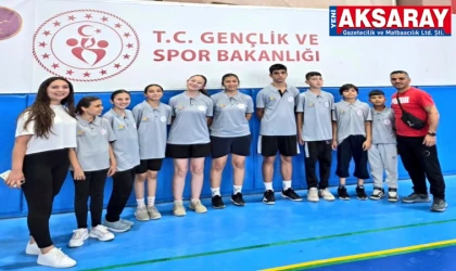 Badmintonda grup birincisi oldular