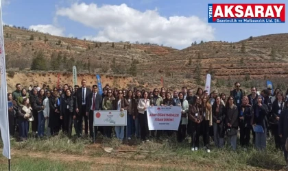 ÖĞRETMEN ADAYLARINDAN GELECEĞE NEFES  Akademide ilk ders "doğa" oldu