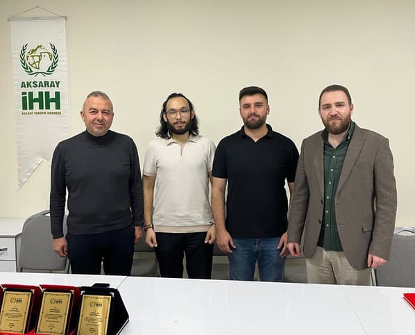 Genç İHH’da bayrak değişimi