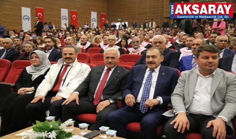 YENİ AKADEMİK DÖNEM TÖRENLE BAŞLADI. İLK DERSİ ESKİ BAKAN VEYSEL EROĞLU VERDİ Aileyi koruyup kollayalım