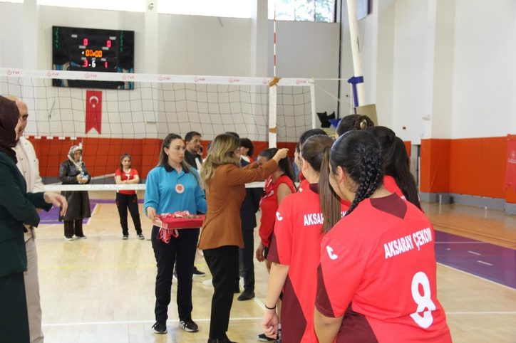 AKSARAY ÇOCUK EVLERİ KOORDİNASYON MERKEZİ  Voleybolda göğsümüzü kabarttılar