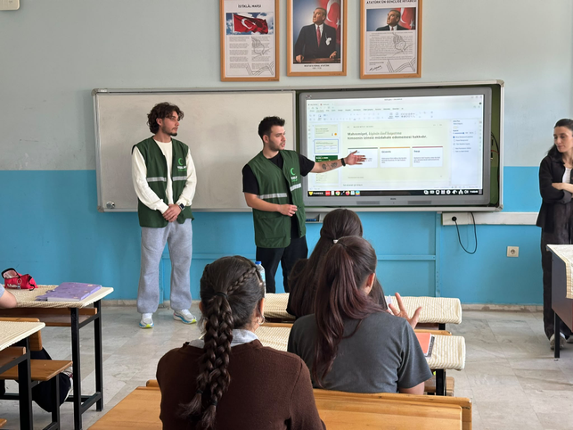 Öğrencilere etik değerler eğitimi verildi