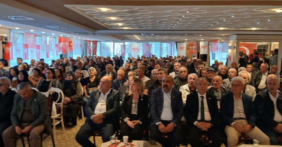 Yeni Parti Özdemir ile devam kararı aldı