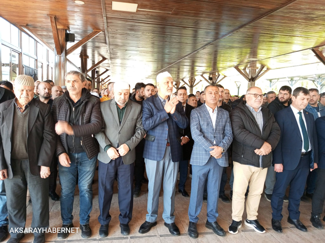 Zeynep Özçiftçi dualarla son yolculuğuna uğurlandı