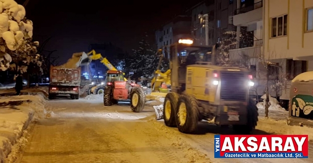 Gelişi güzel park edilen araçlar sıkıntı veriyor