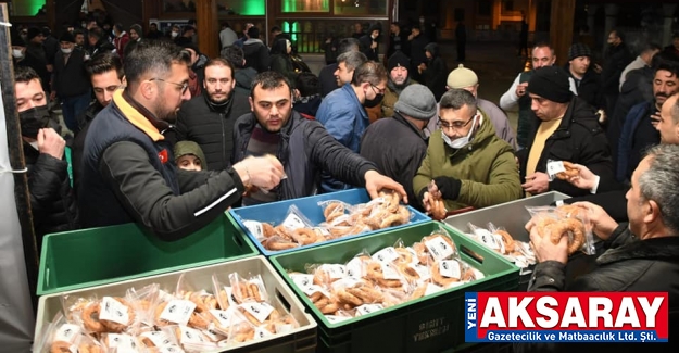 Berat Kandilinde 7 Bin Adet Kandil simidi dağıtıldı           