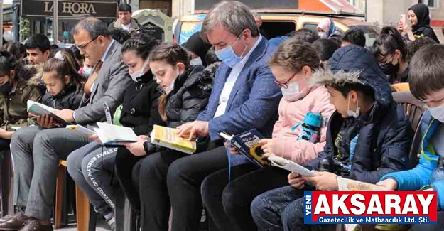 En çok kitap okuyanlara hediye verildi