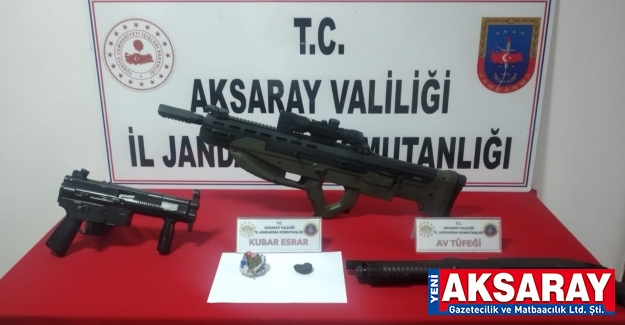 Uyuşturucu tacirlerinde yakalanan silahlar şaşırttı                