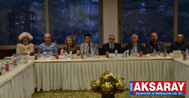 SÜT BİRLİĞİNDEN BASIN MENSUPLARINA İFTAR Süt veren inek kesime gitmez